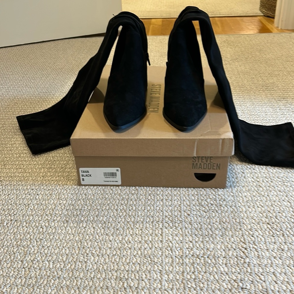 Perfect for fall! Steve Madden Black Suede Over The Knee Size 8 Tava Boots